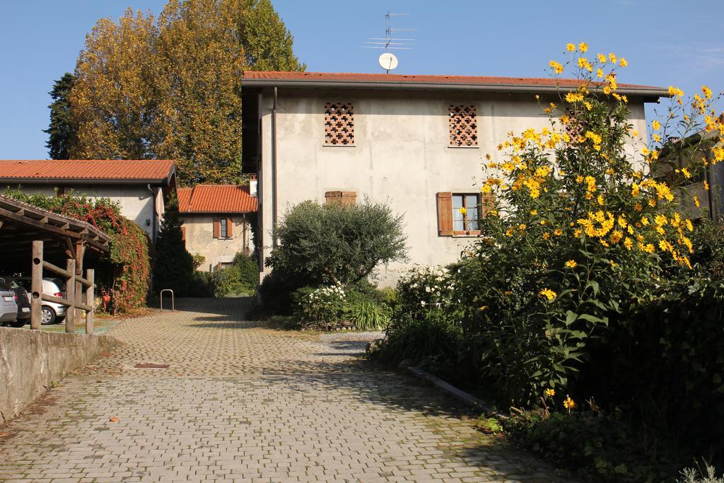 L' Antica Corte Lazzago Como Exteriör bild